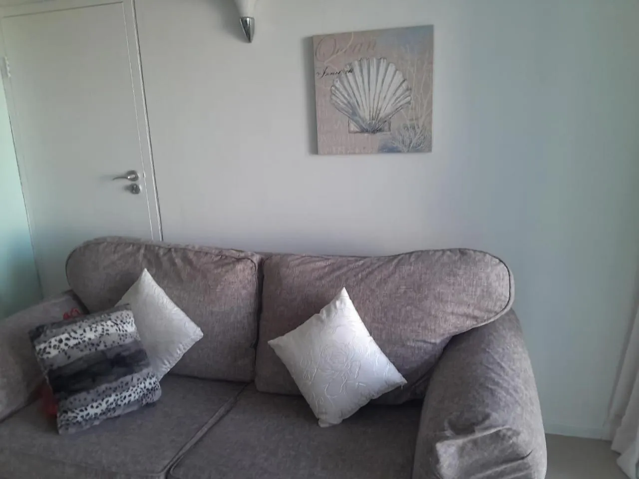 Sunset 786 Holiday Accommodation-Room 208 Strand