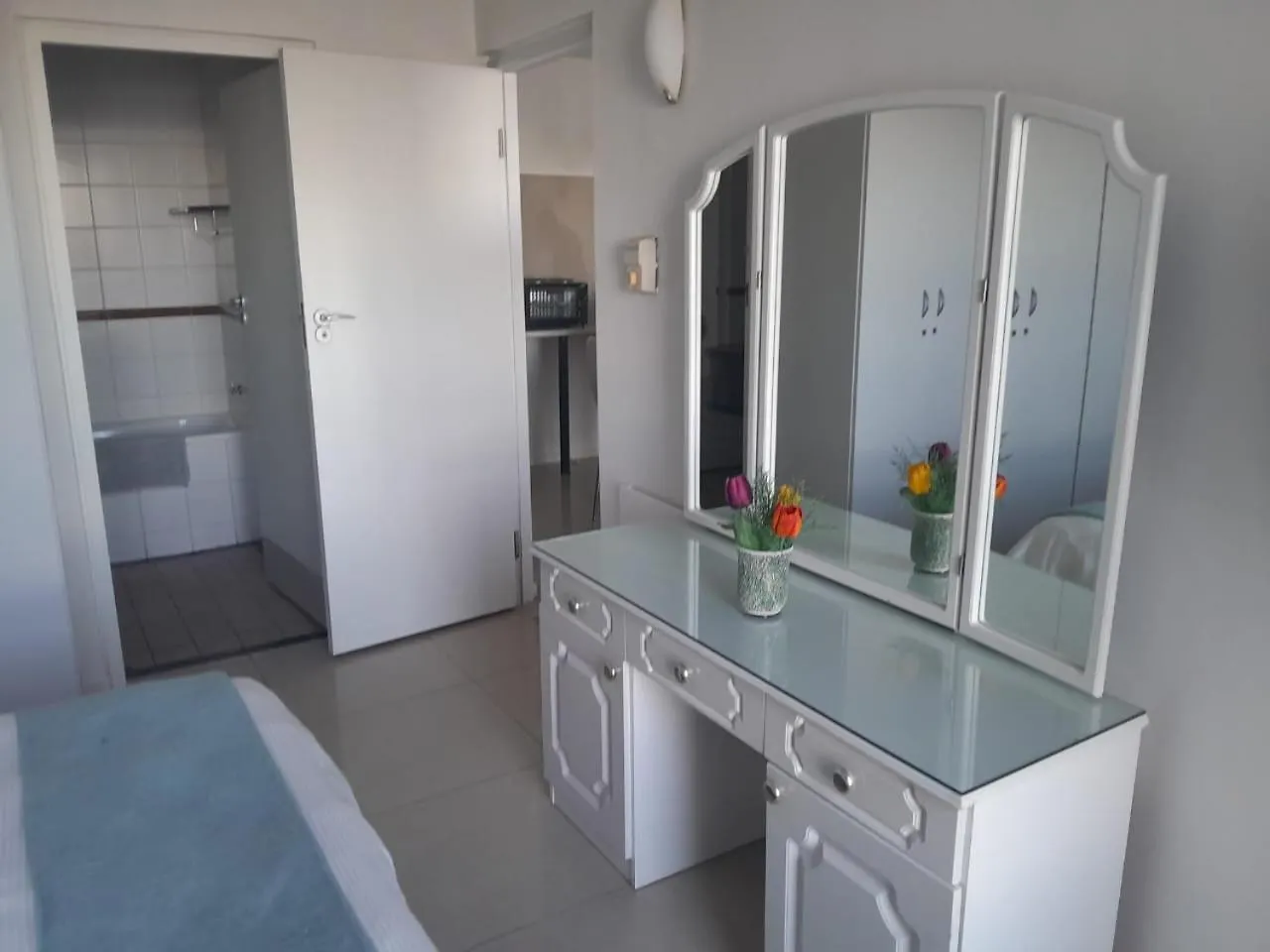 Sunset 786 Holiday Accommodation-Room 208 Strand Apart Otel